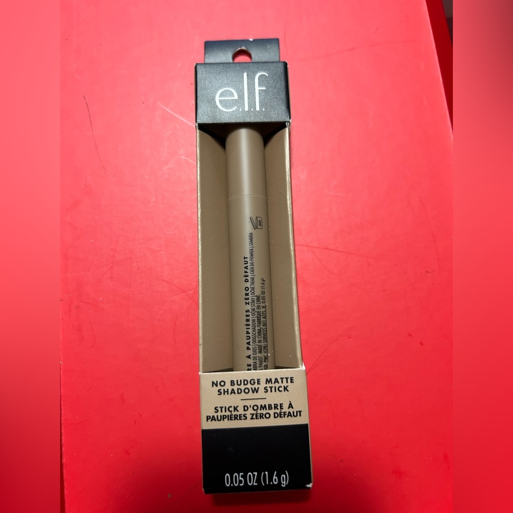 BNIB E.L.F No Budge Matte Eyeshadow Stick in “Thrift Shop”